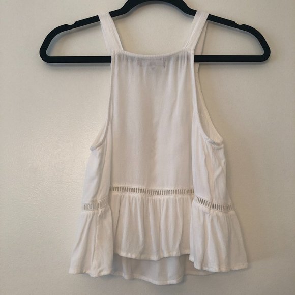 Kendall & Kylie Sleeveless Cropped Blouse in White Size XS - Picture 5 of 8